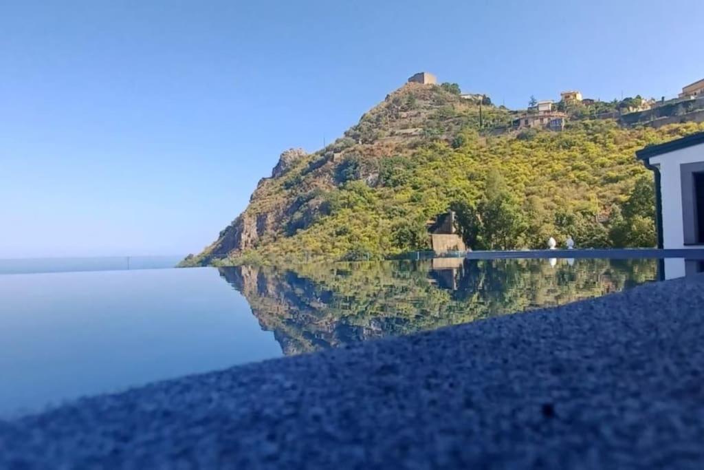Suite Apartments Branco - Infinity Pool & Sea View - 5 Minuti Dal Centro Taormina Ngoại thất bức ảnh