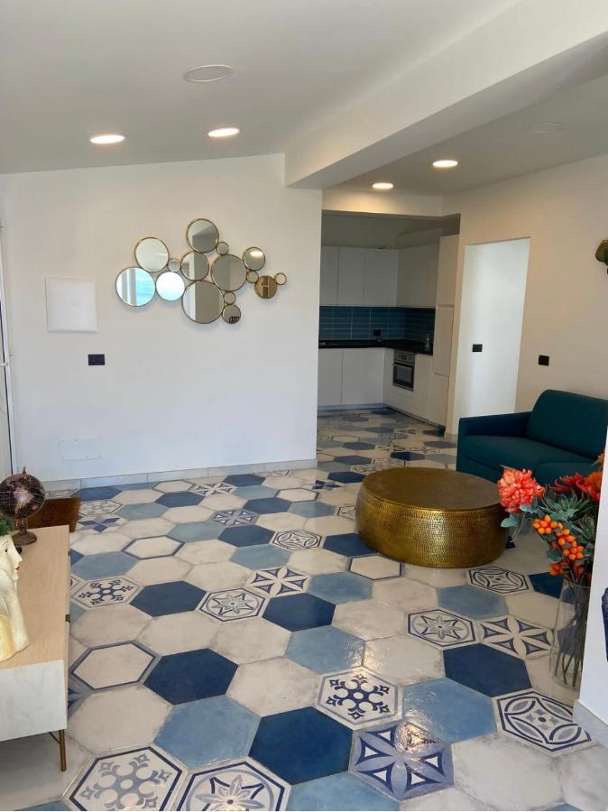 Suite Apartments Branco - Infinity Pool & Sea View - 5 Minuti Dal Centro Taormina Ngoại thất bức ảnh